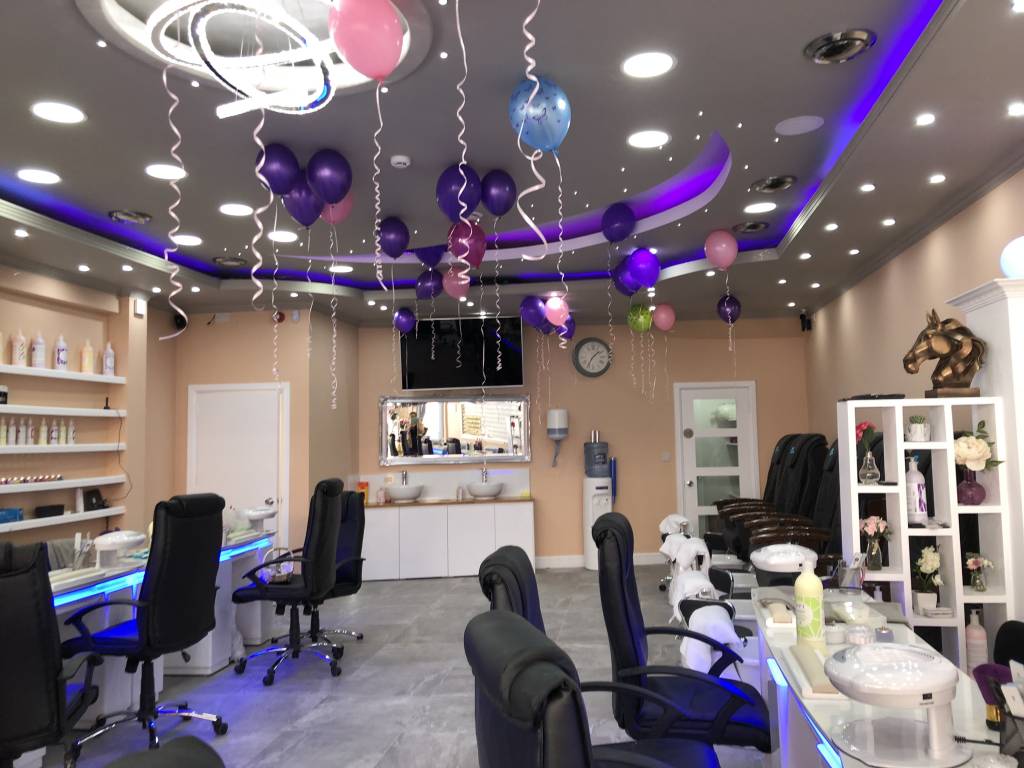 Gallery Natalie Nails And Spa Salon in Leicester High Street